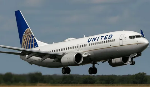 United Airlines Flight UA770 Emergency Diversion
